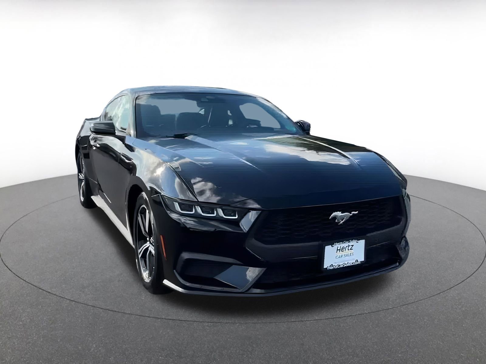 Used 2024 Ford Mustang Premium image 3