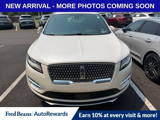 Used 2019 Lincoln MKC Reserve w/ MKC Climate Package AWD/4WD image 2