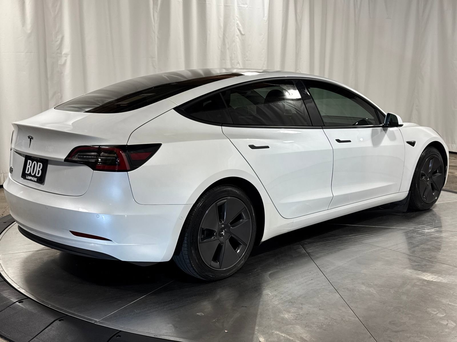 Used 2021 Tesla Model 3 Standard Range Plus image 8