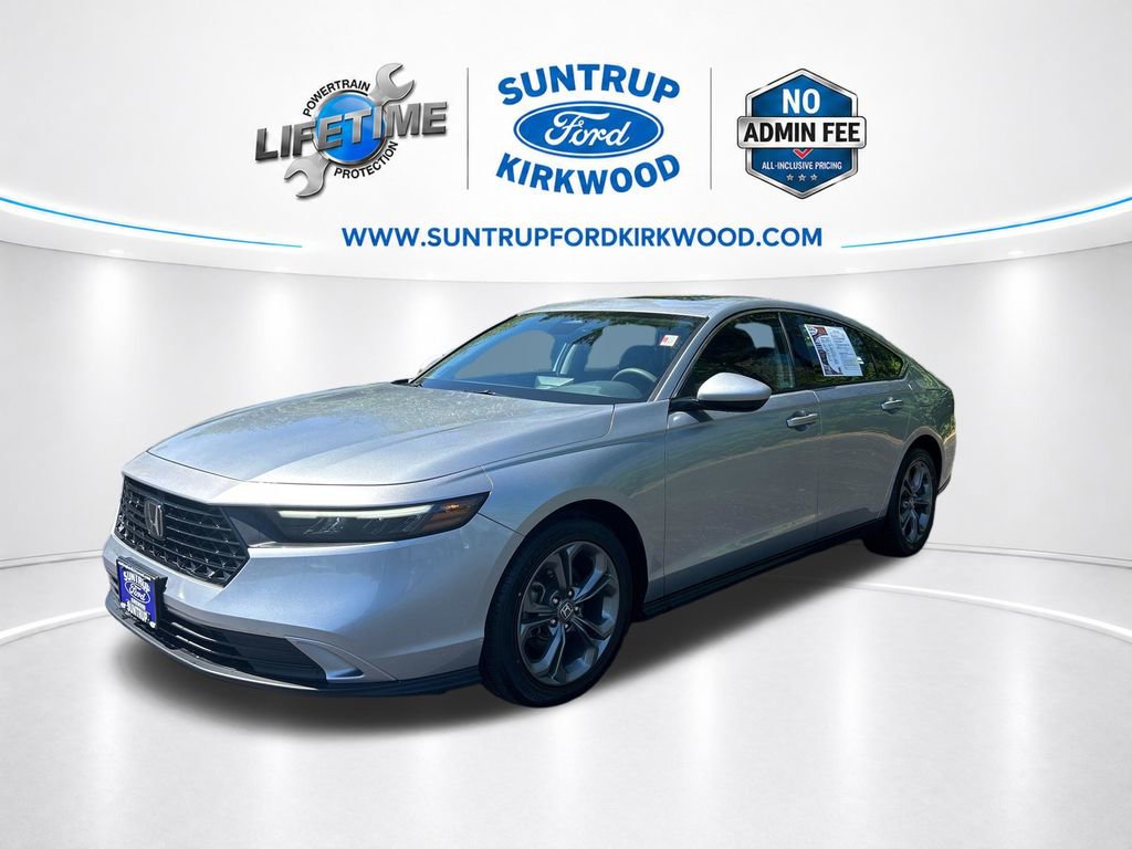 Used 2024 Honda Accord EX image 9