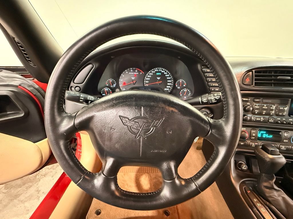 Used 1998 Chevrolet Corvette Convertible w/ Memory Pkg RWD image 19