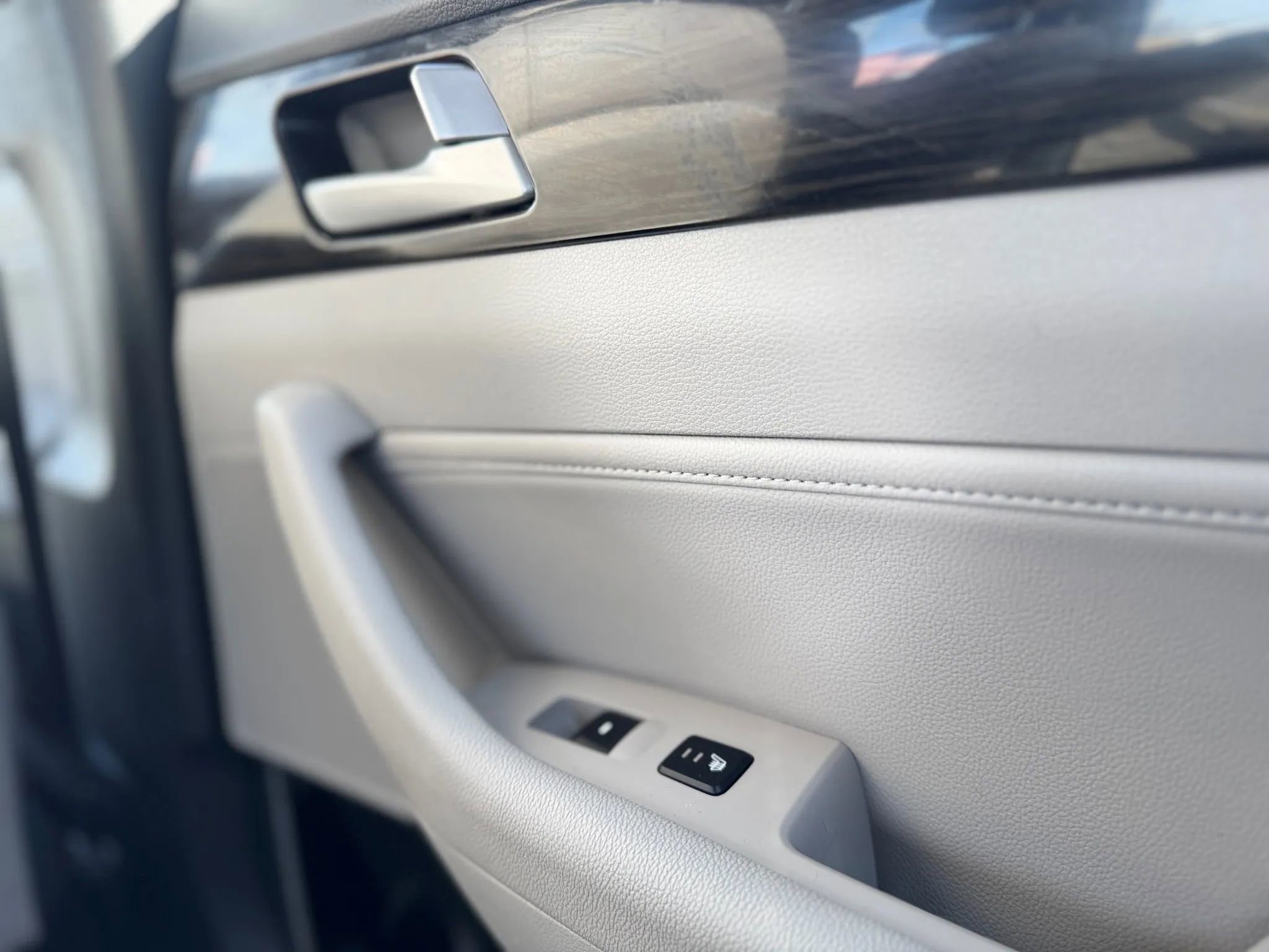 Used 2017 Hyundai Sonata Limited w/ Ultimate Package 04 image 27