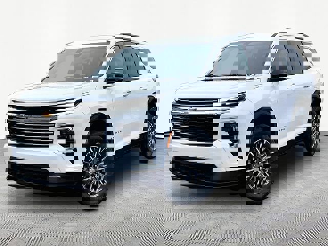 New 2026 Chevrolet Traverse LT w/ Driver Confidence Package image 3