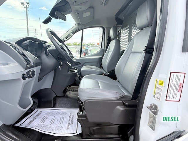 Used 2015 Ford Transit 250 130 Low Roof RWD image 19