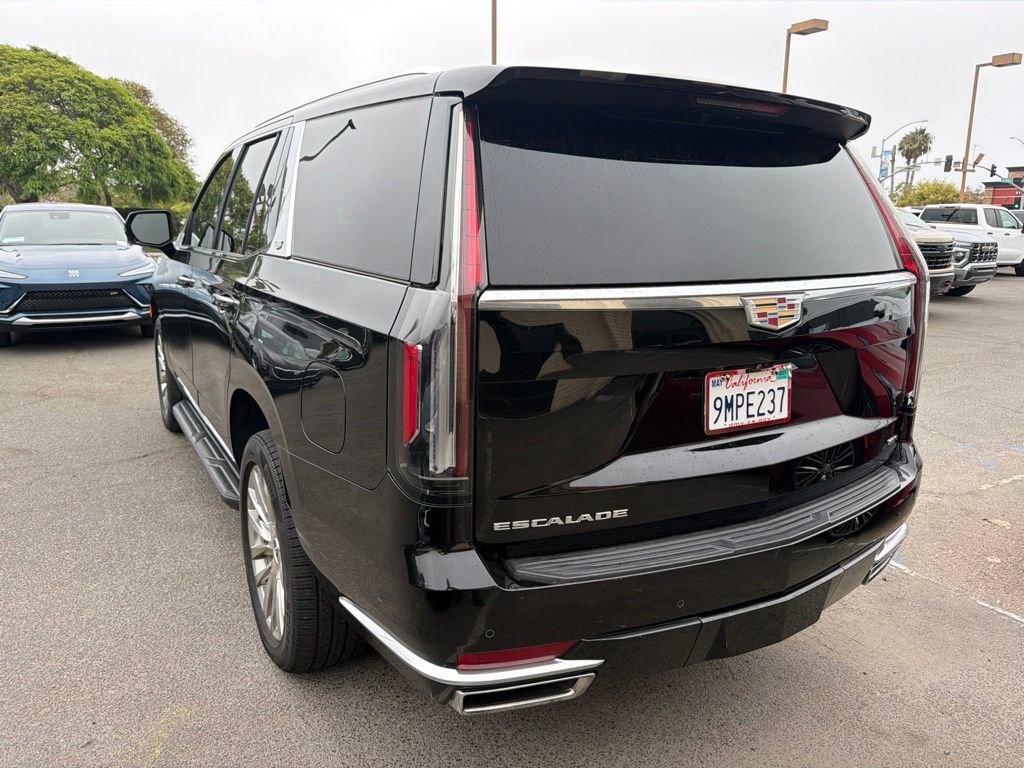 Used 2021 Cadillac Escalade Premium Luxury AWD/4WD image 6