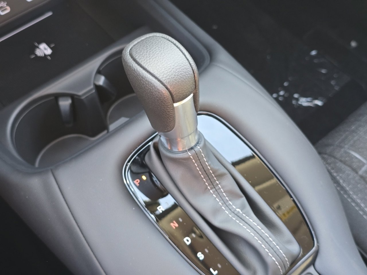 New 2026 Honda HR-V LX image 31