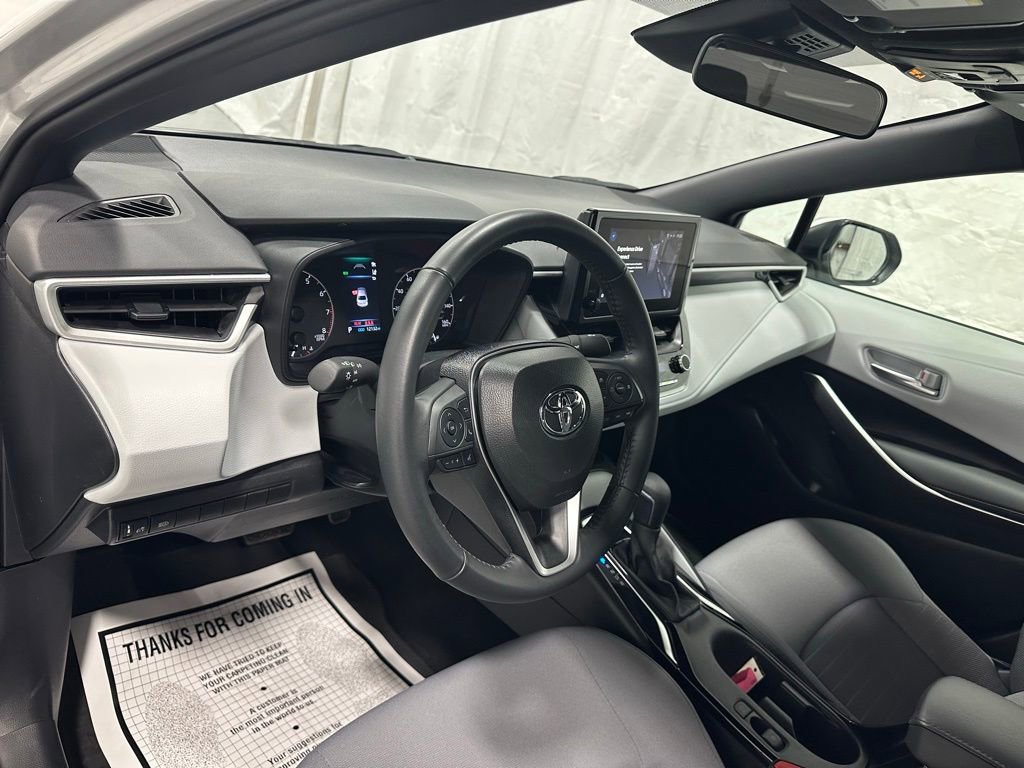 Used 2025 Toyota Corolla SE image 15