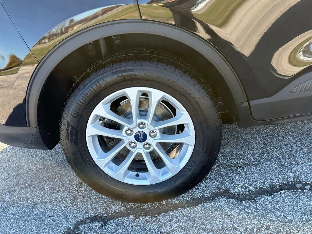 Used 2022 Ford Escape SE w/ Cold Weather Package image 20