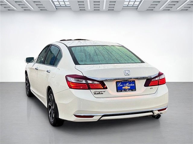 Used 2017 Honda Accord EX image 7