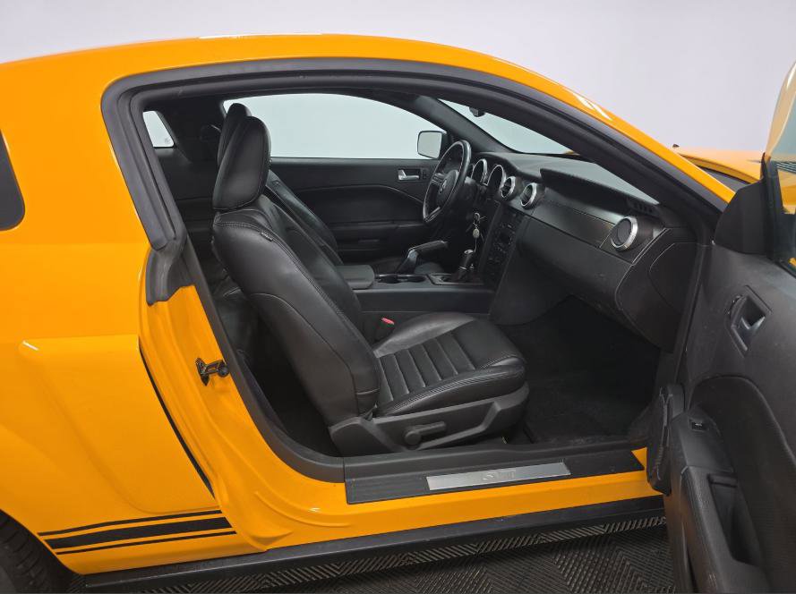 Used 2007 Ford Mustang Shelby GT500 image 14