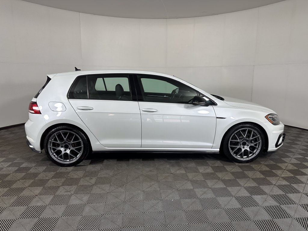 Used 2018 Volkswagen Golf R 4-Door AWD/4WD image 6