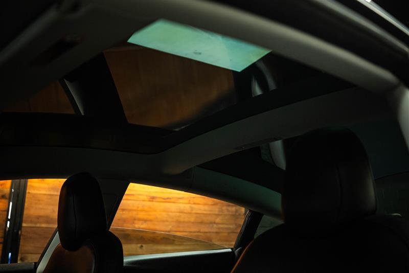 Used 2018 Tesla Model 3 Long Range AWD/4WD image 19