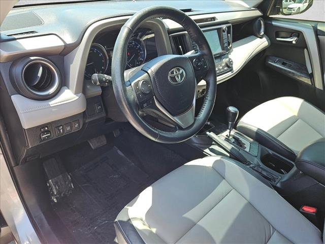 Used 2018 Toyota RAV4 Platinum FWD image 10