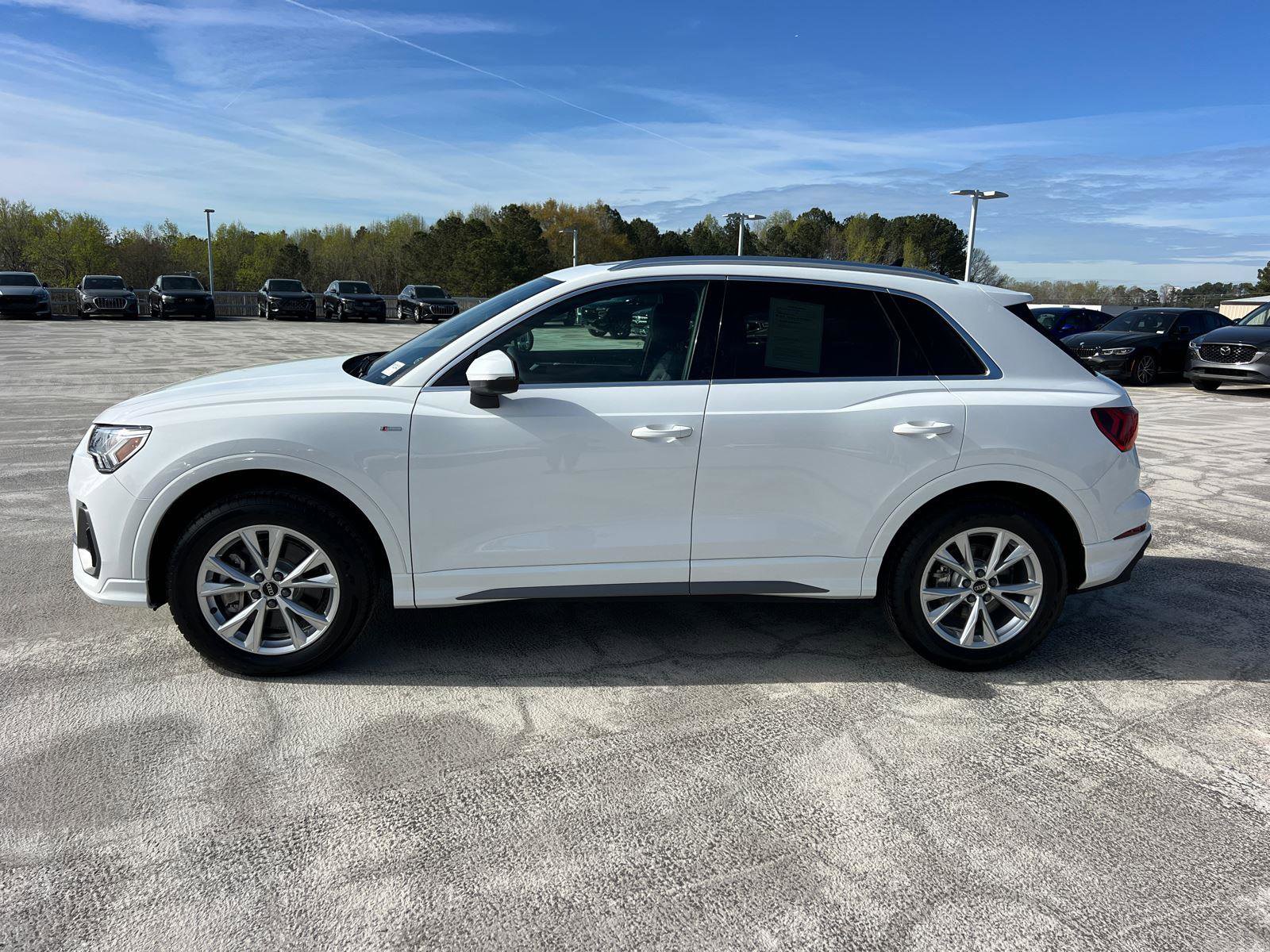 Certified 2025 Audi Q3 2.0T Premium Plus w/ Premium Plus Package image 8