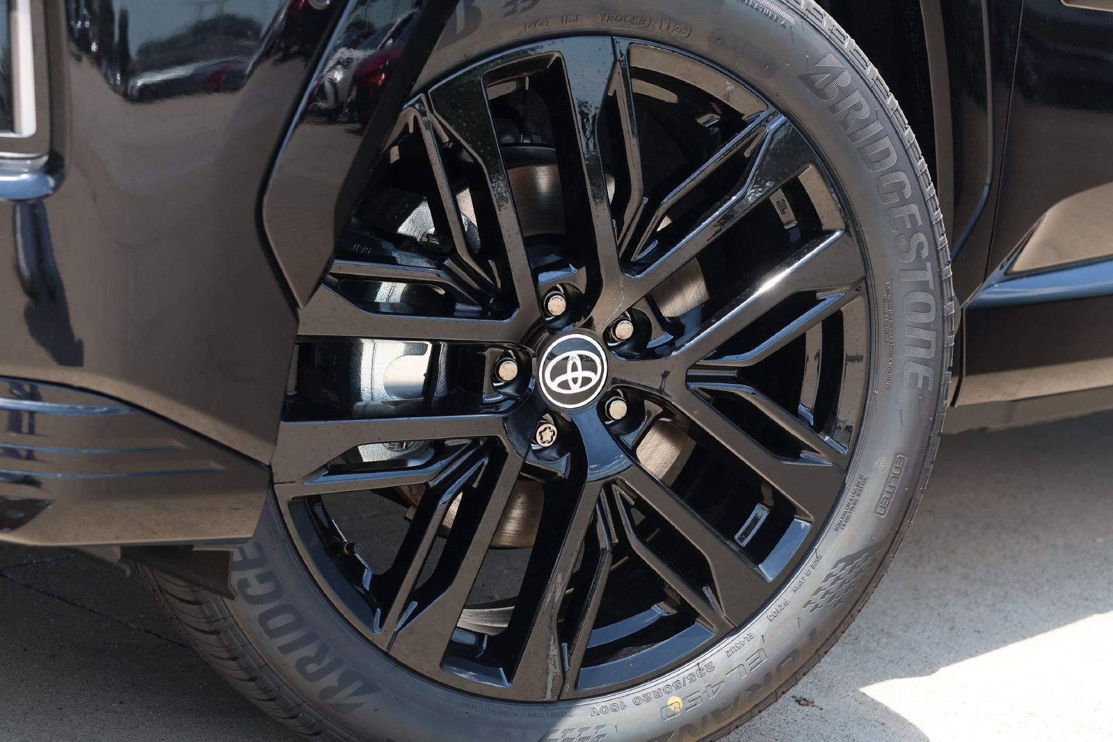 New 2026 Toyota RAV4 XSE AWD/4WD image 12