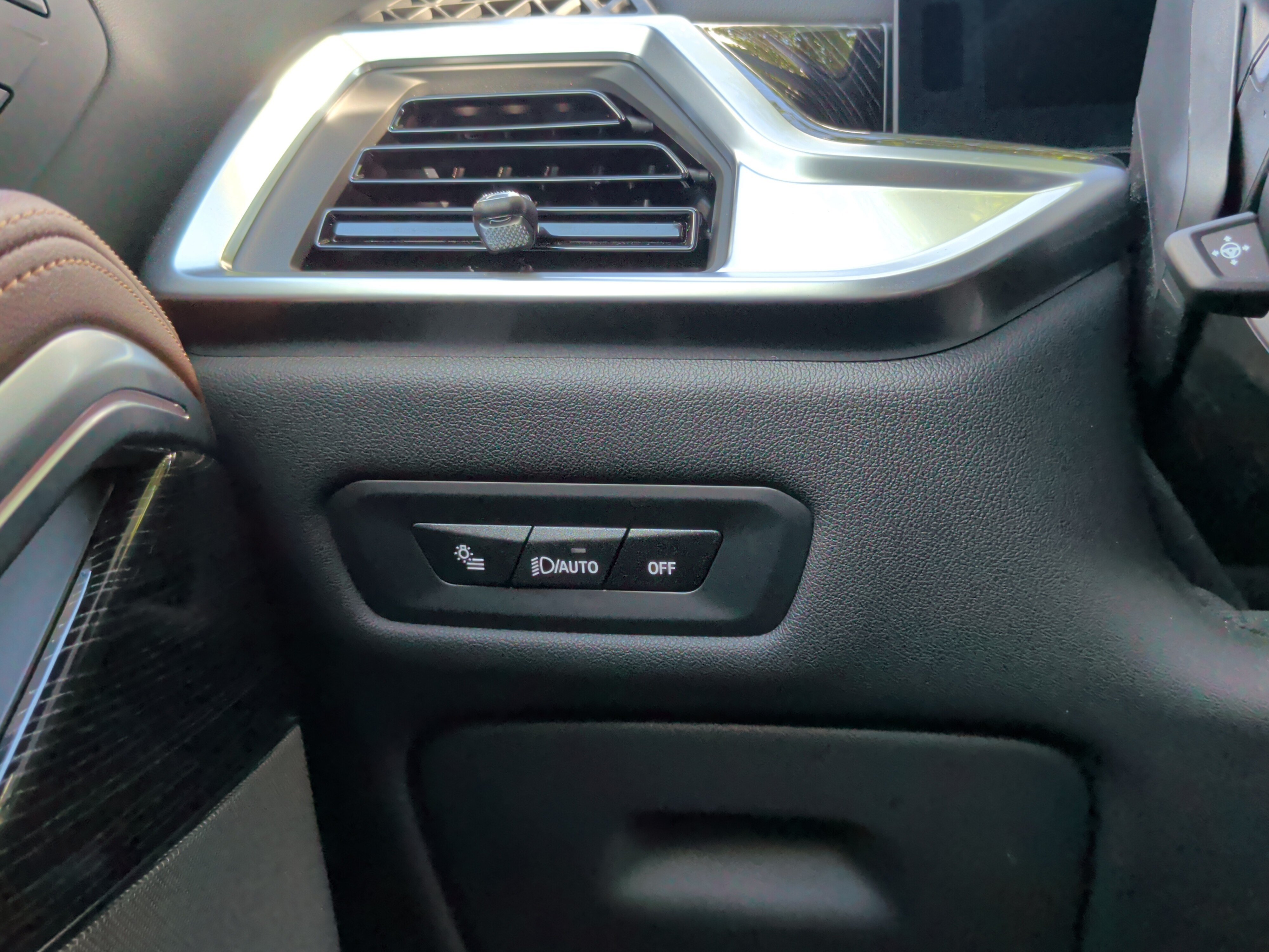 Certified 2026 BMW X6 M60i AWD/4WD image 26
