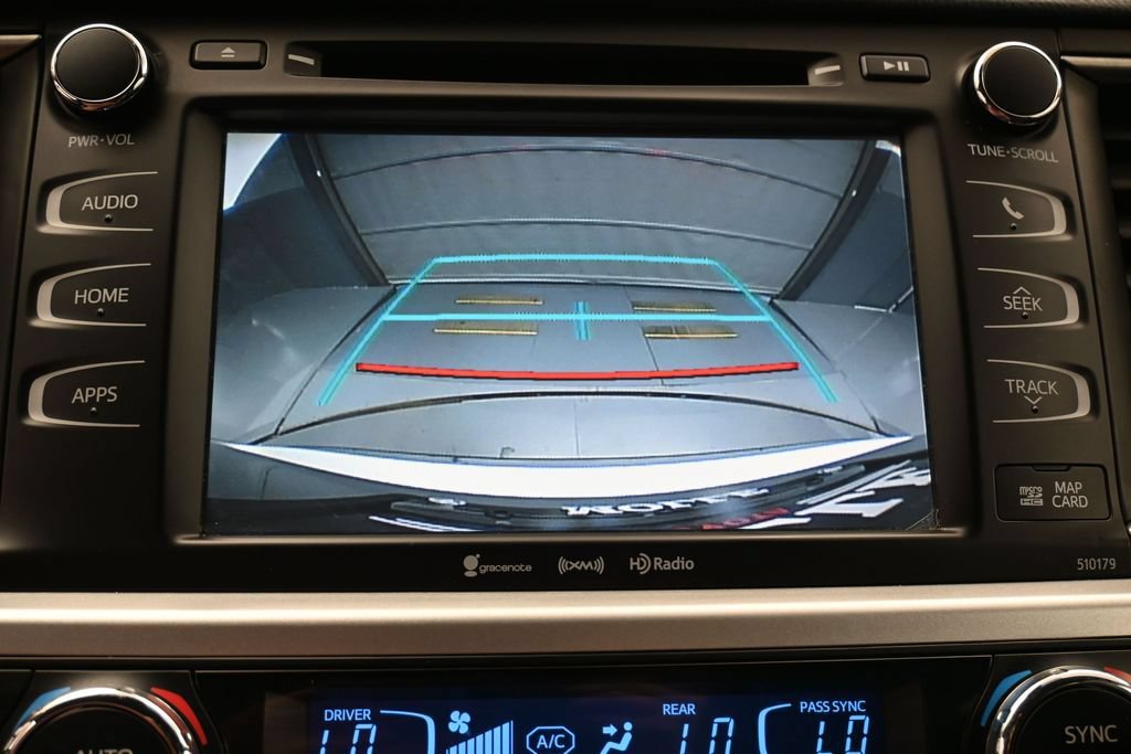 Used 2017 Toyota Highlander SE AWD/4WD image 21