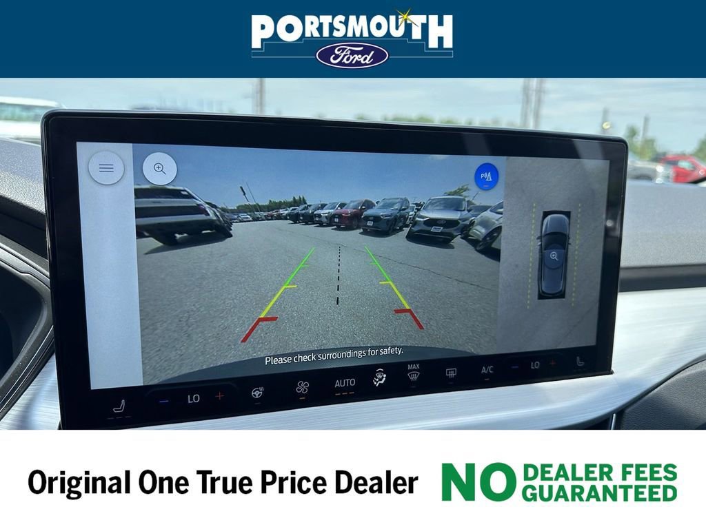New 2024 Ford Escape SE w/ PHEV Premium Package image 14