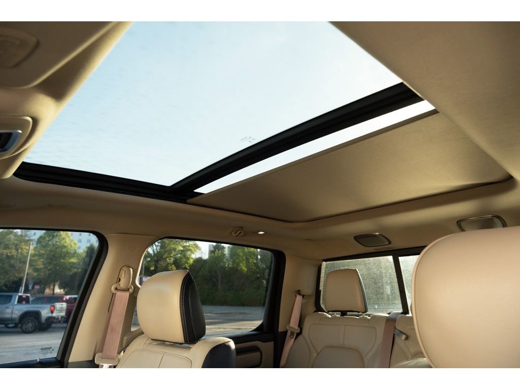 Used 2019 RAM 1500 Limited image 16