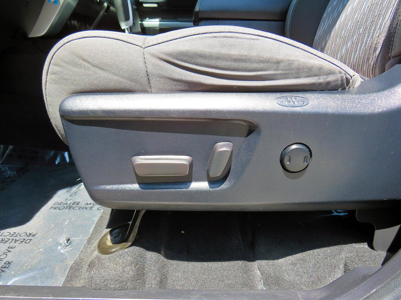 Used 2021 Toyota Tundra SR5 AWD/4WD image 25