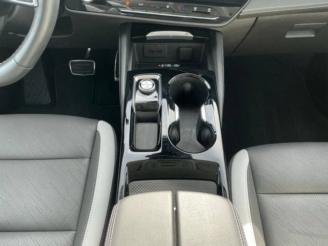 Used 2024 Buick Envision Sport Touring AWD/4WD image 27
