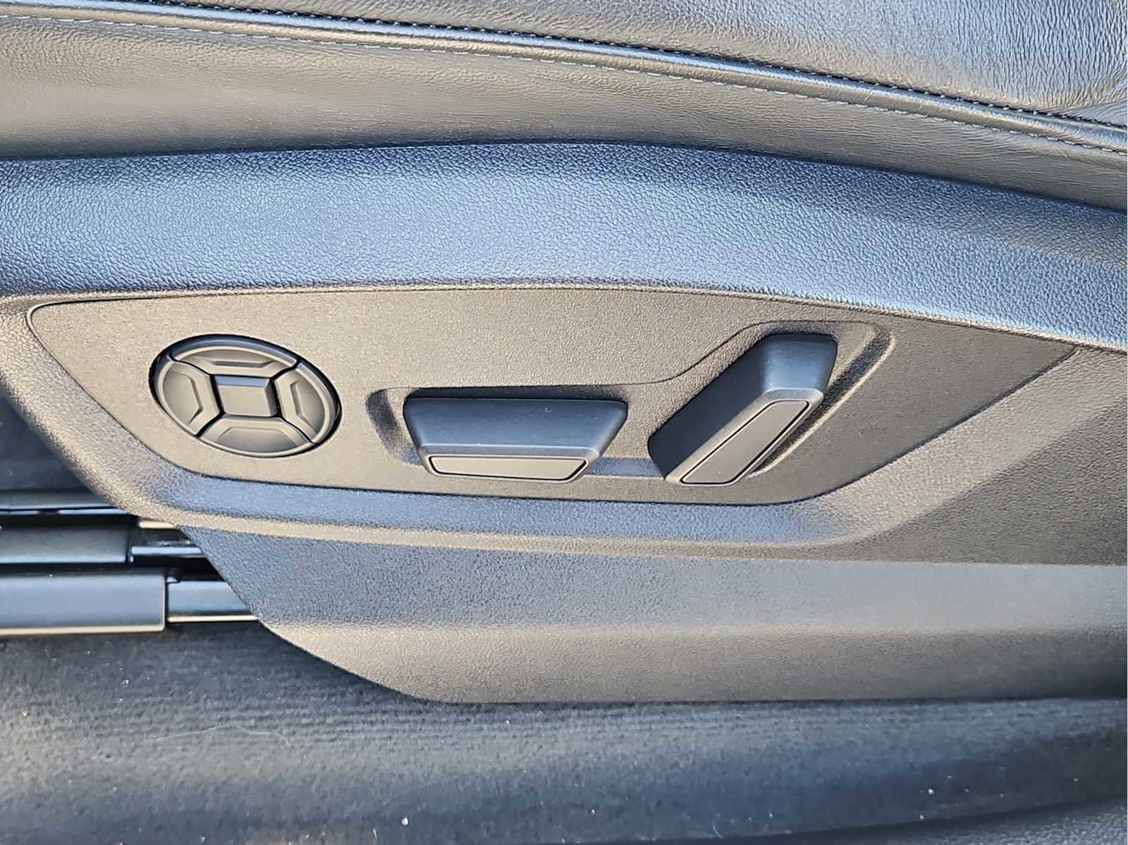 Certified 2023 Audi Q7 2.0T Premium w/ Convenience Package image 14