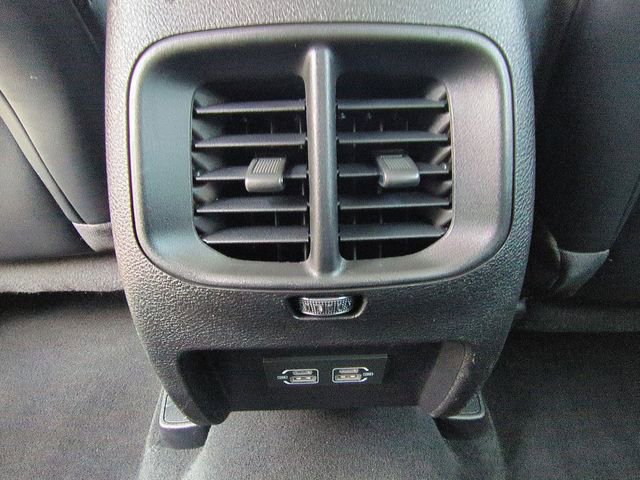 Used 2021 Jeep Cherokee Latitude Plus AWD/4WD image 22