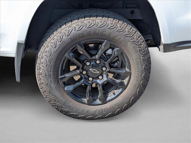 Used 2025 Chevrolet Colorado Z71 w/ Midnight Edition image 22