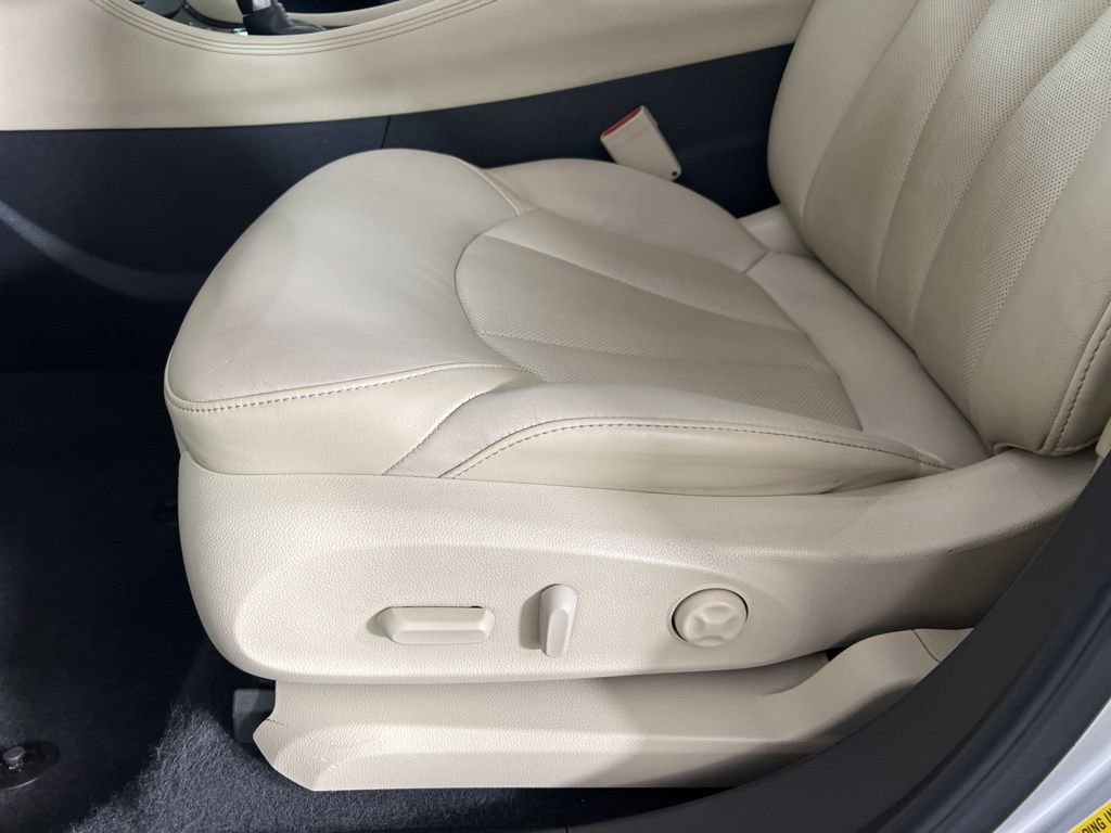 Used 2016 Buick Envision Premium image 18