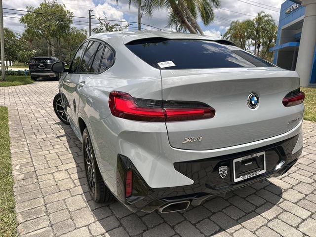 Used 2023 BMW X4 xDrive30i w/ M Sport Package AWD/4WD image 12