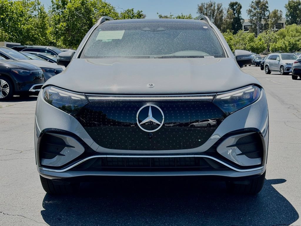 New 2026 Mercedes-Benz EQS 400 4MATIC SUV image 5