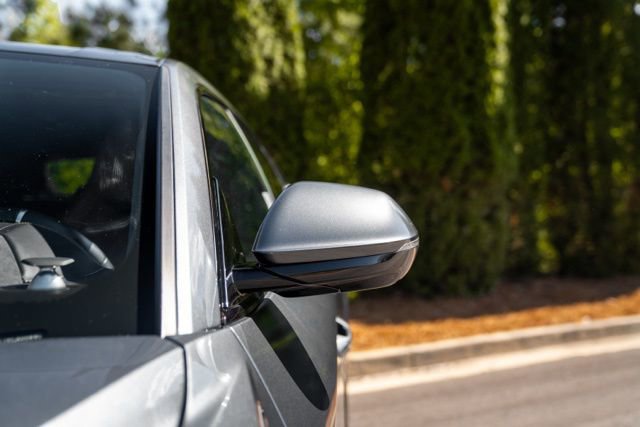 Used 2019 Lamborghini Urus image 25