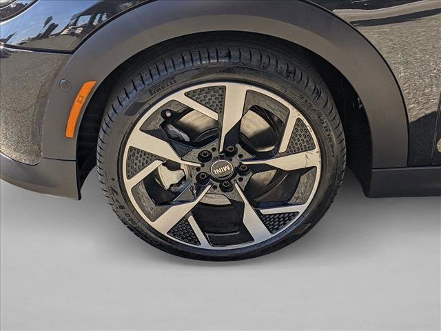 Certified 2025 MINI Cooper S FWD image 22