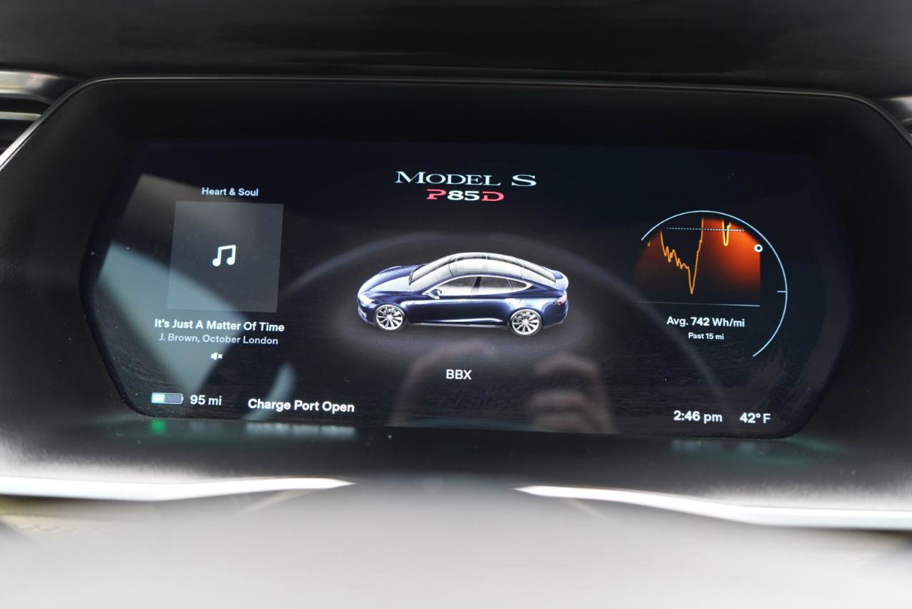 Used 2014 Tesla Model S P85D image 24