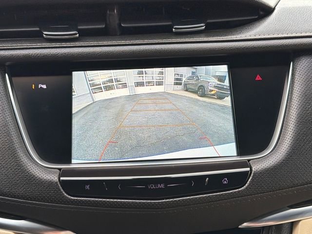 Used 2018 Cadillac XT5 FWD image 23