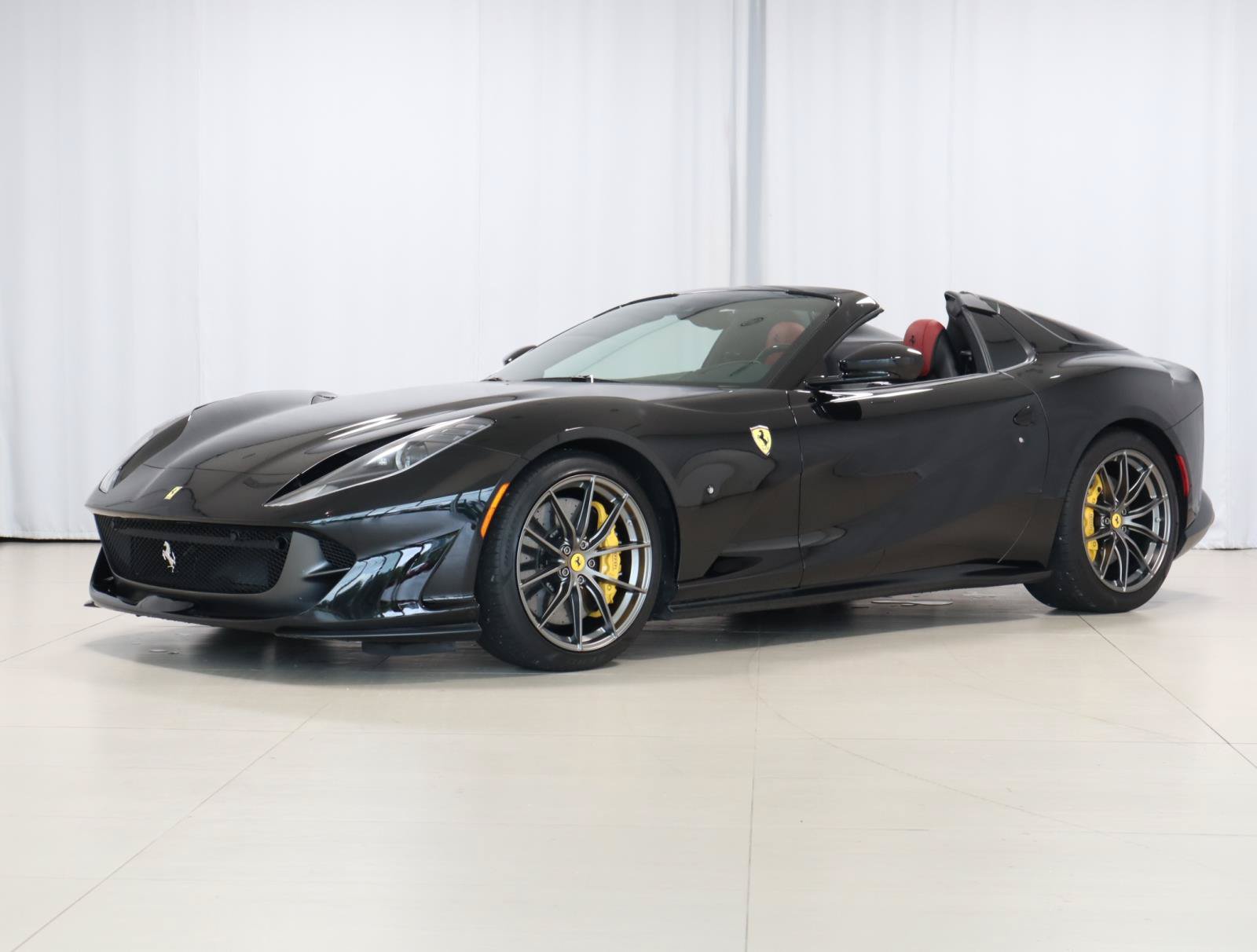 Certified 2021 Ferrari 812 GTS RWD image 1