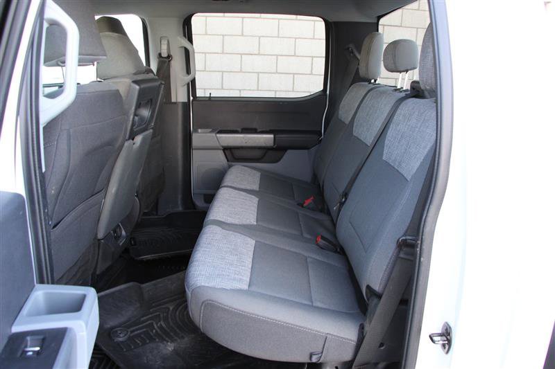 Used 2023 Ford F350 XLT w/ FX4 Off-Road Package image 13