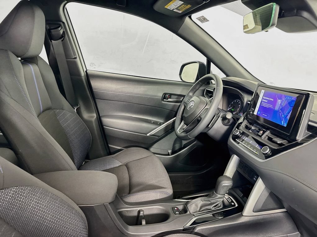 Used 2024 Toyota Corolla Cross AWD Hybrid image 37