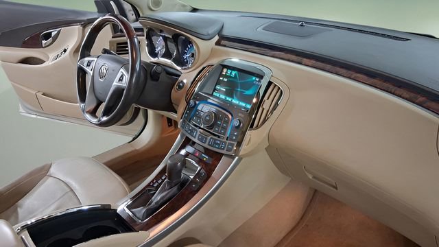 Used 2012 Buick LaCrosse Premium image 16
