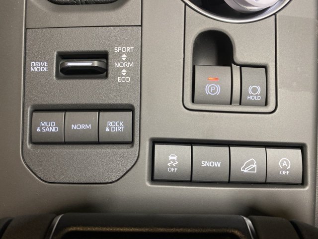 Used 2021 Toyota Highlander XLE AWD/4WD image 53