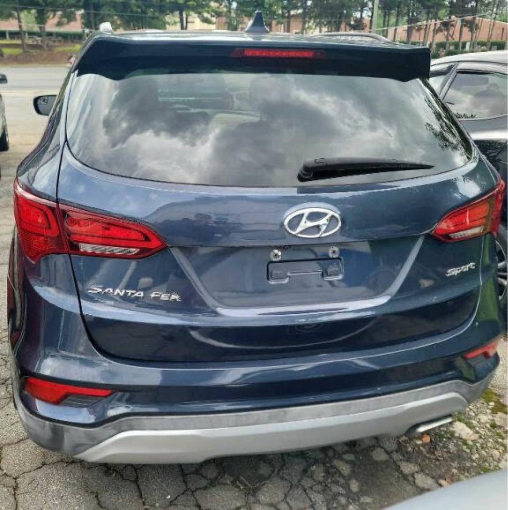 Used 2017 Hyundai Santa Fe Sport FWD image 6