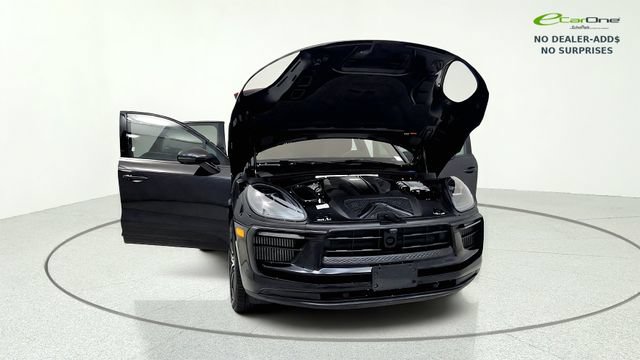 Used 2024 Porsche Macan S AWD/4WD image 12