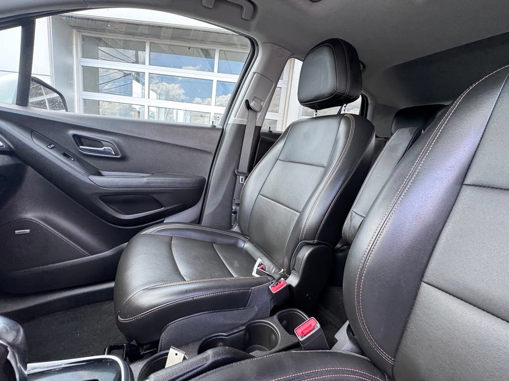 Used 2019 Chevrolet Trax Premier AWD/4WD image 20