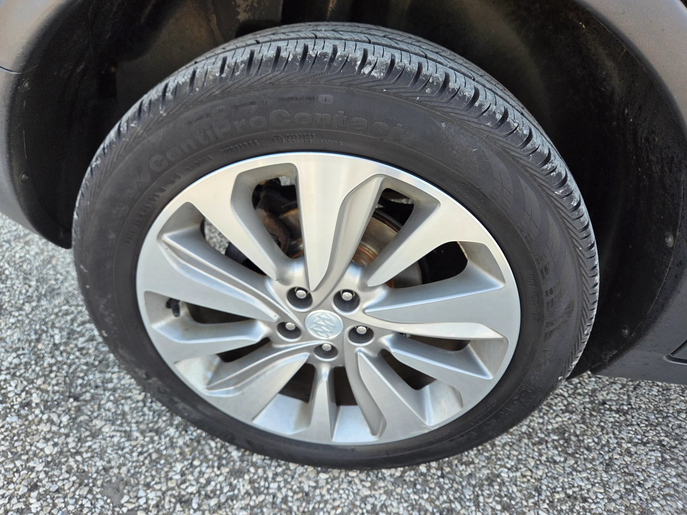 Used 2020 Buick Encore Preferred w/ Safety Package AWD/4WD image 14
