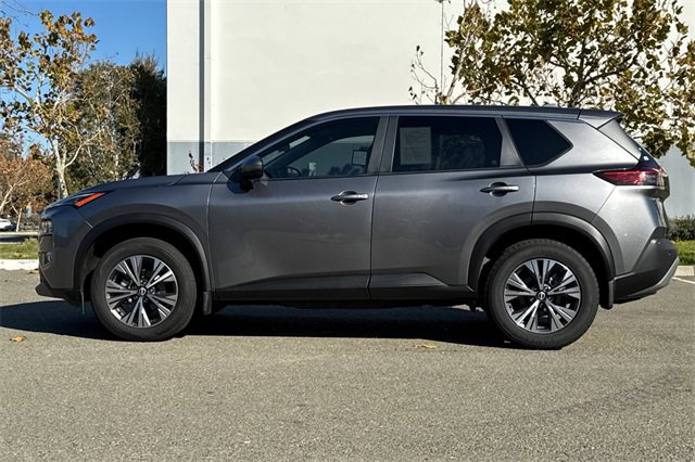 Used 2023 Nissan Rogue SV image 7