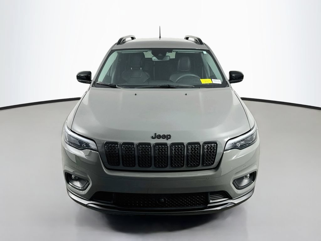 Used 2023 Jeep Cherokee Altitude Lux AWD/4WD image 2