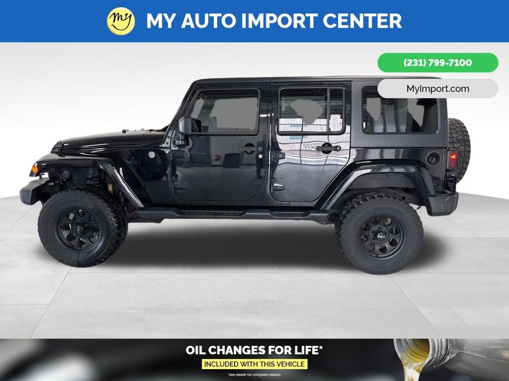 Used 2017 Jeep Wrangler Unlimited Sahara w/ Dual Top Group image 4