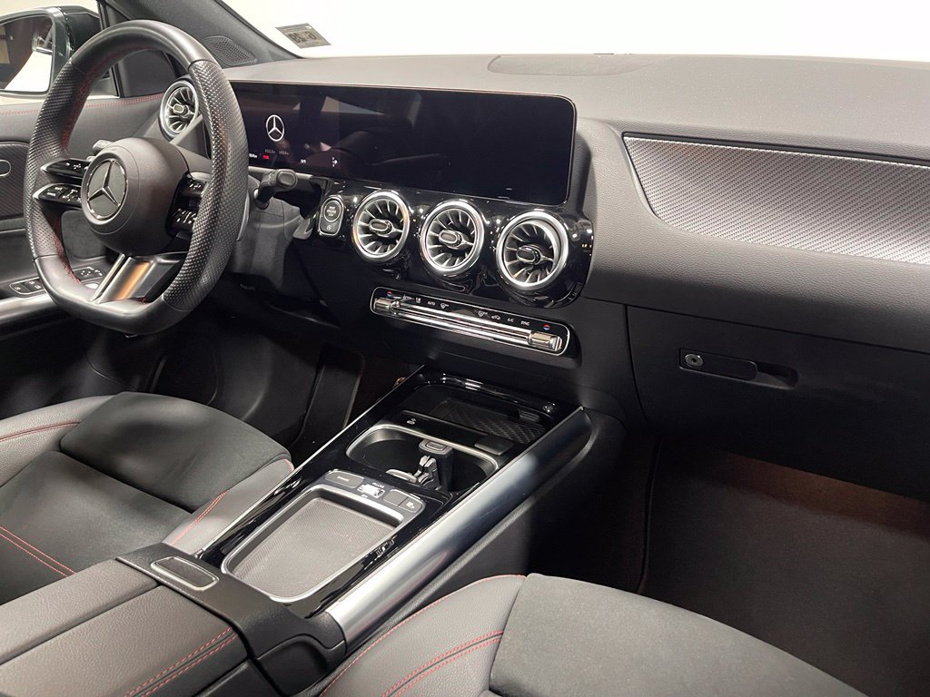 Used 2024 Mercedes-Benz GLA 250 image 28