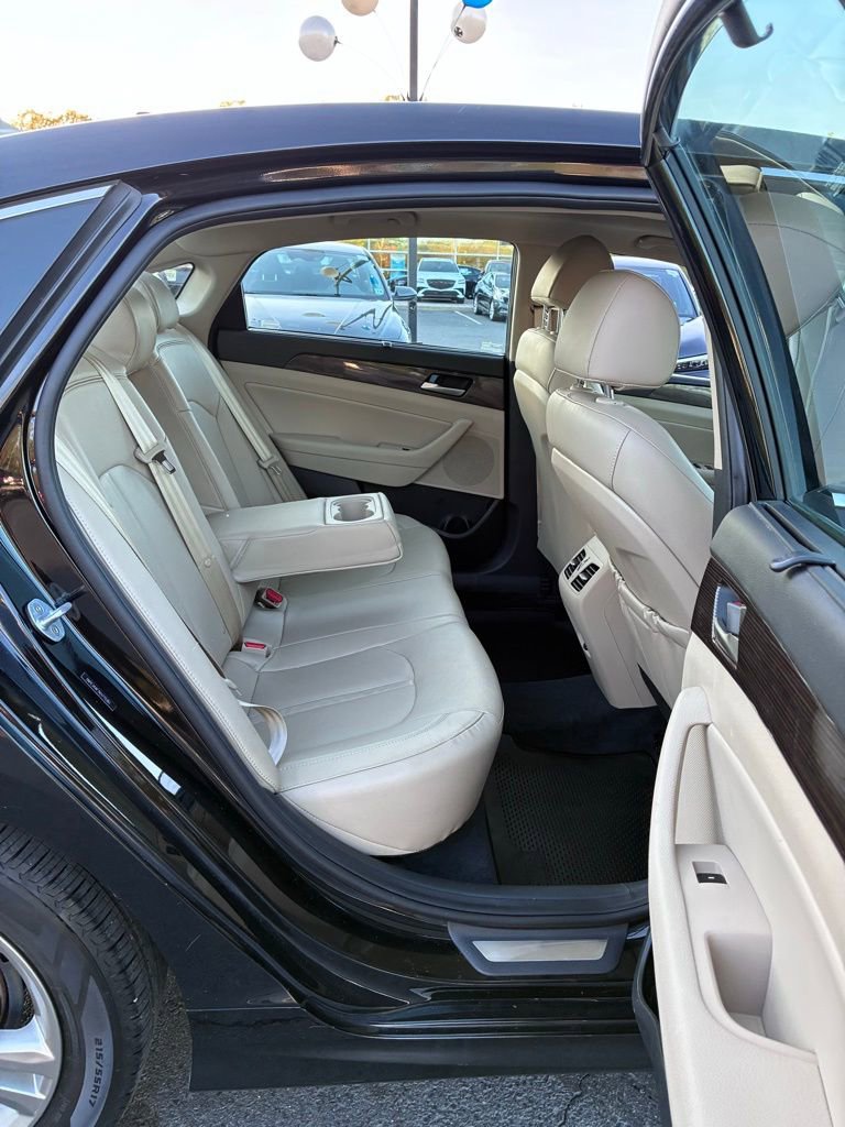 Used 2019 Hyundai Sonata Limited w/ Ultimate Package 04 FWD image 21