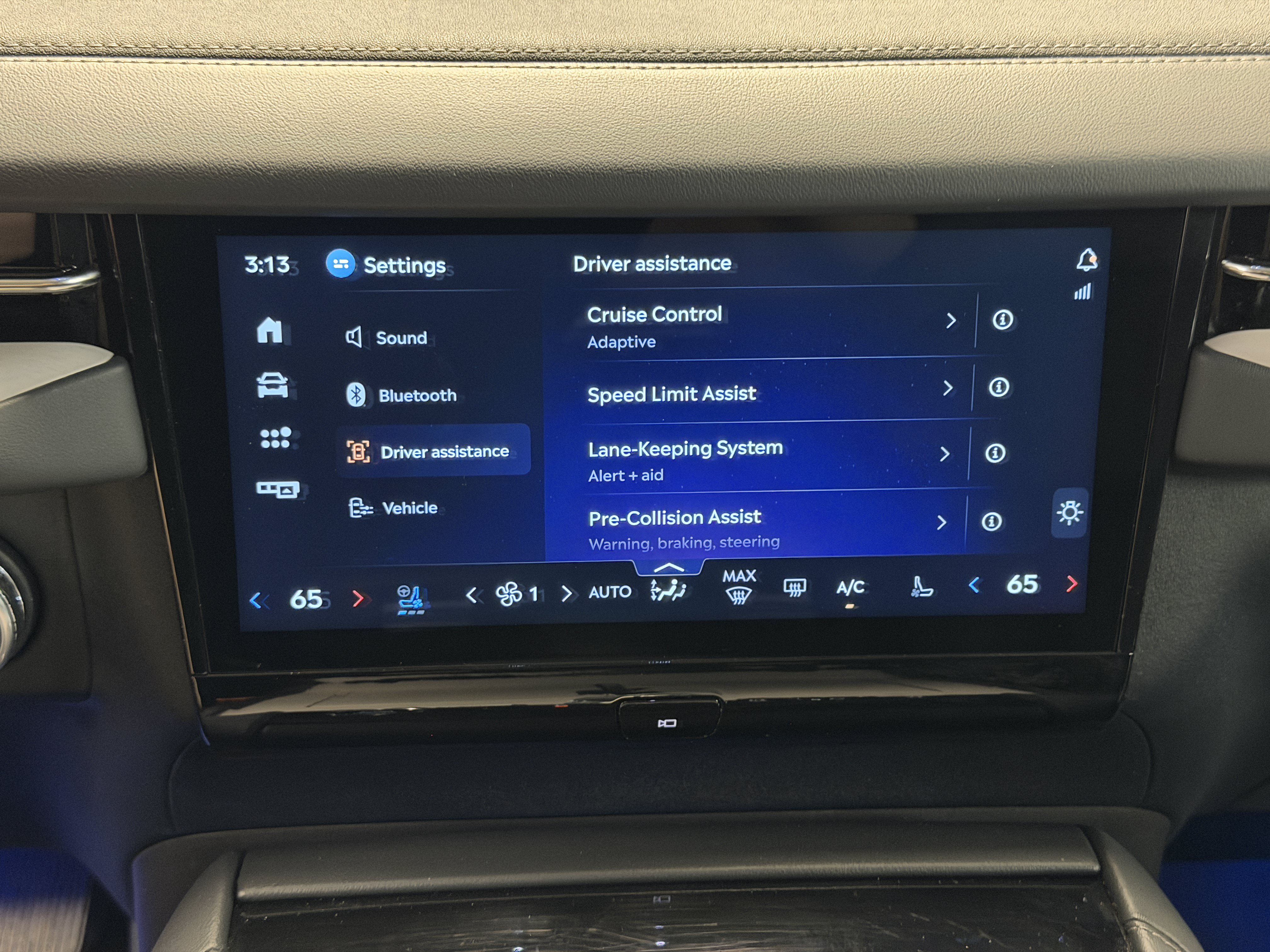 Used 2025 Lincoln Navigator Reserve AWD/4WD image 13